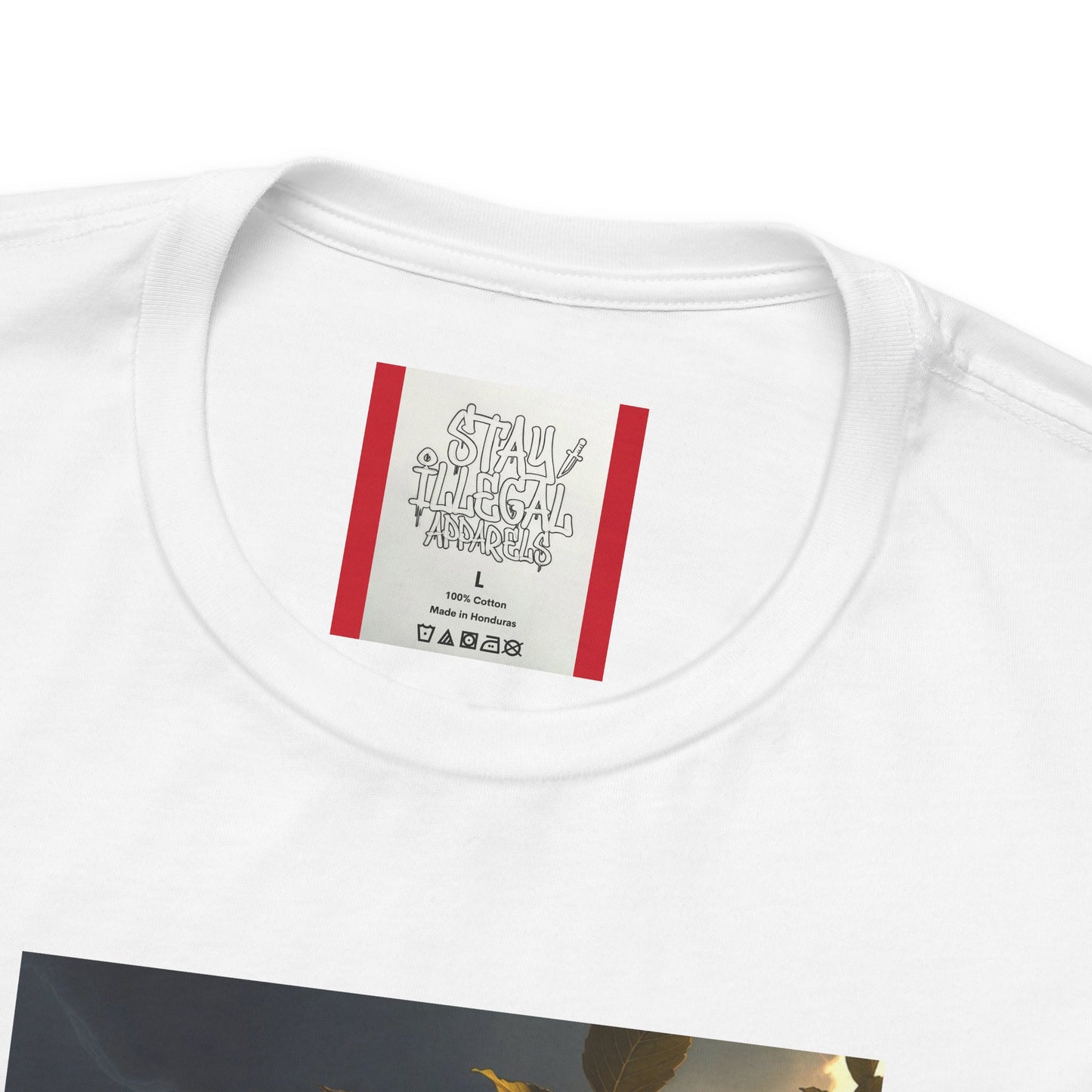 Propaganda T‑Shirt — THE GOLDEN APPLE